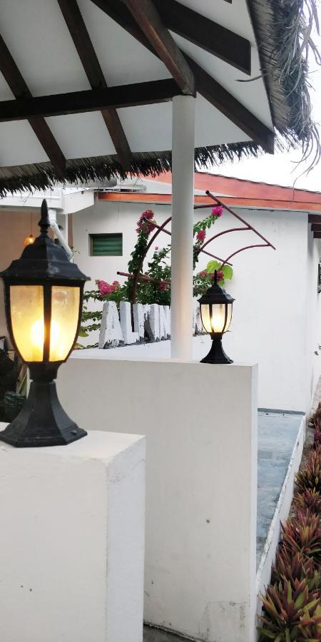 Alkina Lodge Fulidhoo Exterior photo